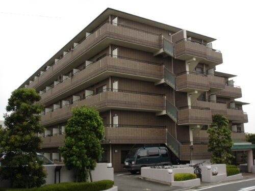 神奈川県横浜市緑区中山３丁目 賃貸マンション