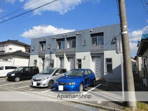 富山県富山市婦中町分田 2階建