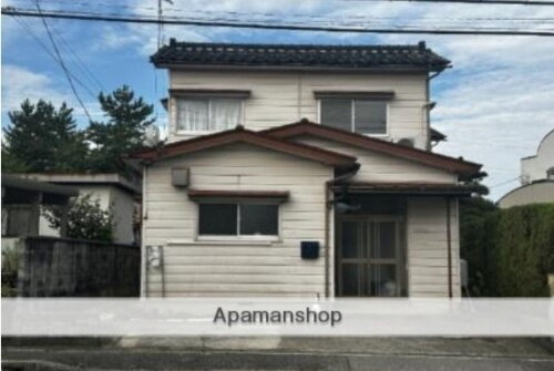 富山県富山市新金代１丁目 2階建 築51年