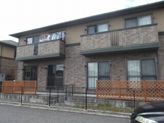 山梨県韮崎市中島２丁目 賃貸アパート