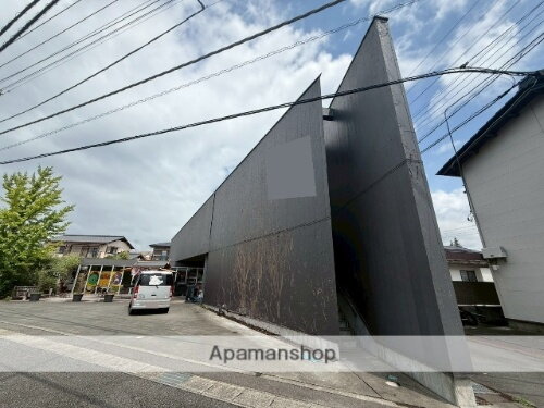 静岡県三島市谷田 賃貸アパート