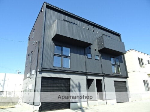 静岡県浜松市中央区富塚町 3階建 築5年11ヶ月