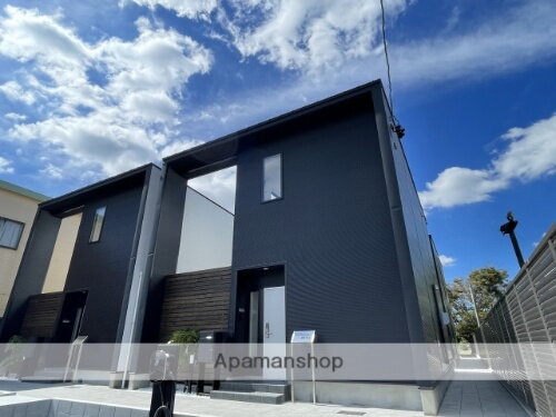 静岡県浜松市中央区頭陀寺町  2階建