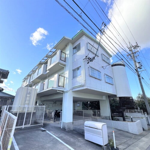 愛知県名古屋市名東区極楽２丁目 築38年1ヶ月 3階建