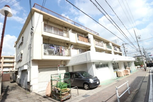 愛知県名古屋市名東区亀の井２丁目 賃貸マンション