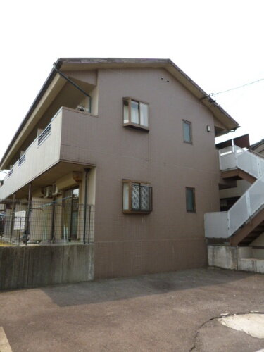 愛知県名古屋市名東区社台１丁目 賃貸アパート