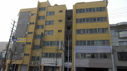 愛知県名古屋市名東区名東本通３丁目 賃貸マンション