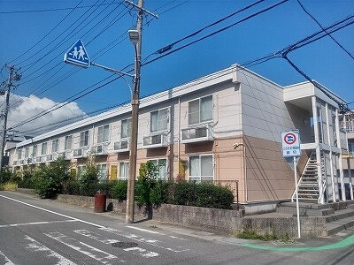 レオパレスならわ 2階建