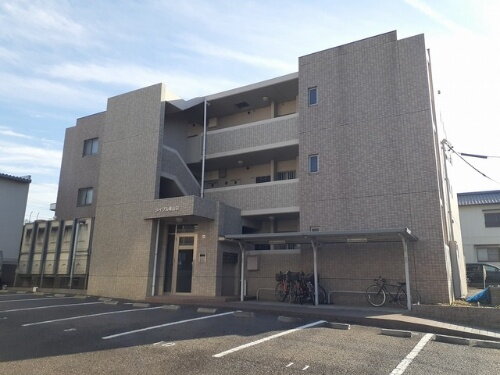 愛知県半田市青山５丁目 賃貸マンション