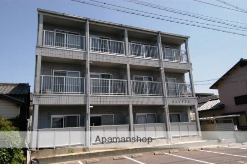 愛知県半田市住吉町３丁目 3階建 築25年2ヶ月