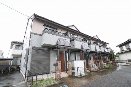 愛知県碧南市上町２丁目 テラスハウス