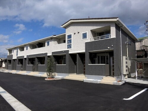 愛知県西尾市平坂町並木切添 賃貸アパート