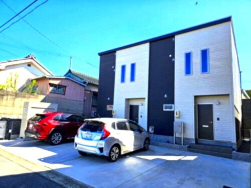 愛知県西尾市一色町一色東塩浜 2階建 築1年7ヶ月