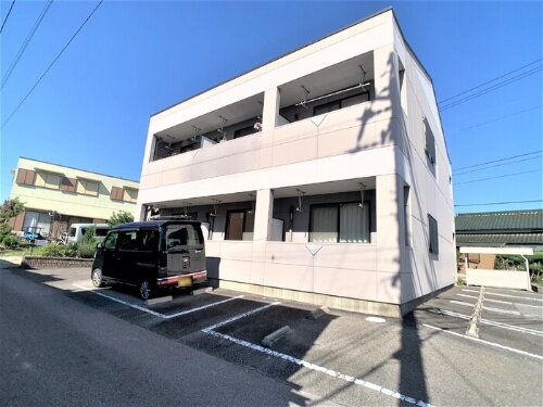 愛知県西尾市新在家町経塚 賃貸アパート