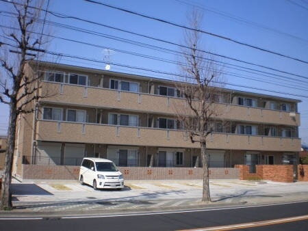 愛知県名古屋市北区如意３丁目 3階建 築15年4ヶ月