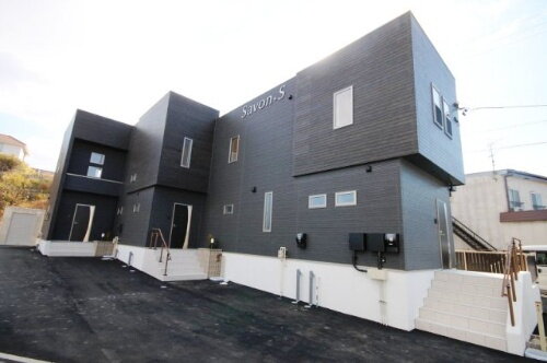 愛知県常滑市千代ケ丘３丁目 テラスハウス