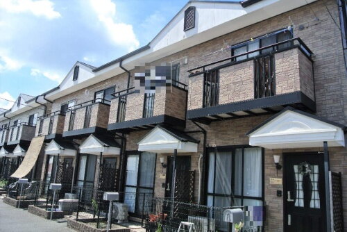 愛知県常滑市西之口７丁目 テラスハウス