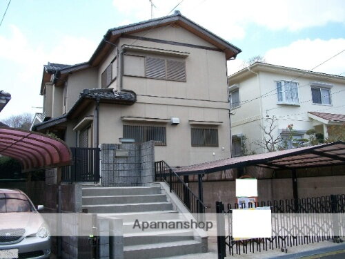 三重県名張市富貴ケ丘５番町 築29年8ヶ月 2階建