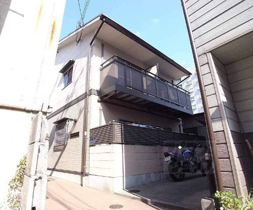 京都府京都市中京区西ノ京北壺井町 賃貸アパート