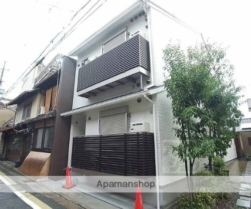 京都府京都市東山区大和大路通五条上る東入門脇町 賃貸アパート