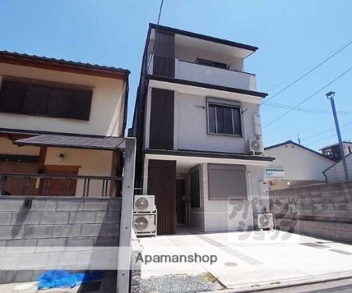 京都府京都市上京区新白水丸町 賃貸マンション