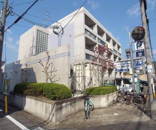 京都府京都市右京区谷口園町 賃貸マンション