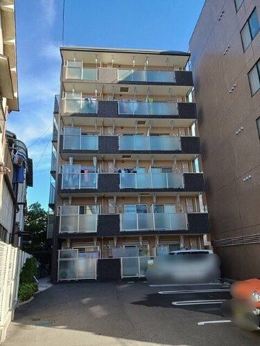 フェリオ・ヴィヴァーチェ