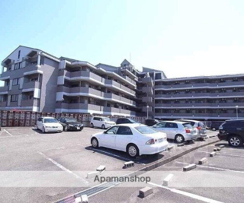 京都府京都市右京区常盤山下町 賃貸マンション