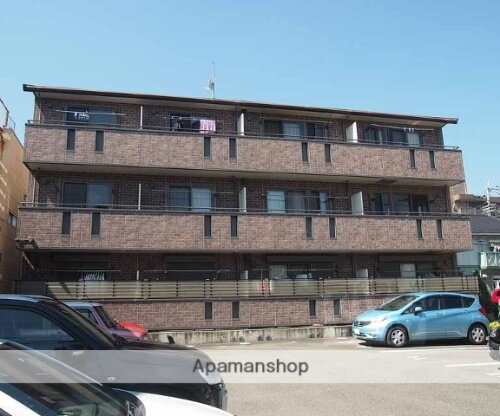 京都府京都市南区西九条豊田町 3階建 築21年3ヶ月