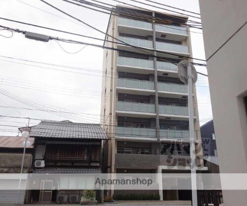 京都府京都市南区東九条北烏丸町 築6年9ヶ月 8階建