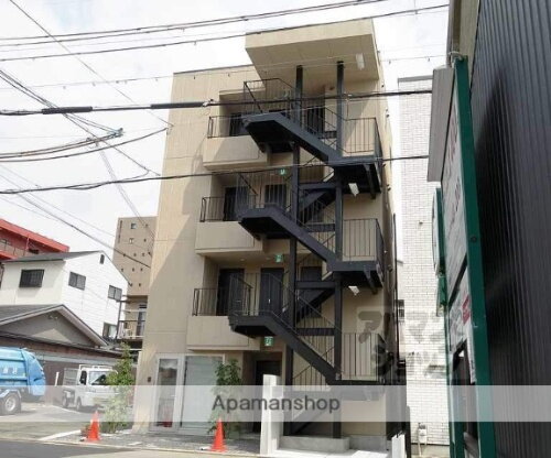 京都府京都市南区東九条宇賀辺町 築5年7ヶ月 4階建