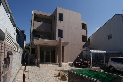 京都府京都市伏見区深草小久保町 賃貸マンション