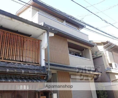 京都府京都市東山区問屋町通五条下る２丁目上人町 築9年11ヶ月 3階建