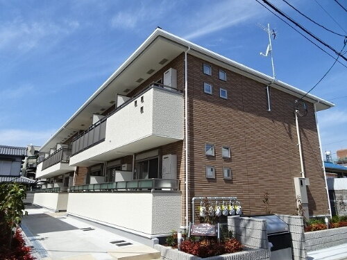 メゾン皐月 2階建