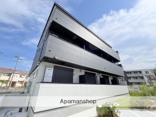 大阪府堺市西区鳳北町３丁 3階建 