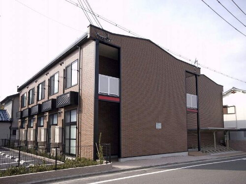 大阪府高槻市春日町 賃貸アパート