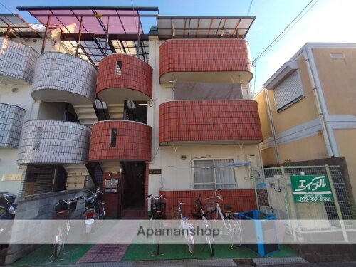 大阪府寝屋川市萱島東２丁目 築38年2ヶ月 3階建