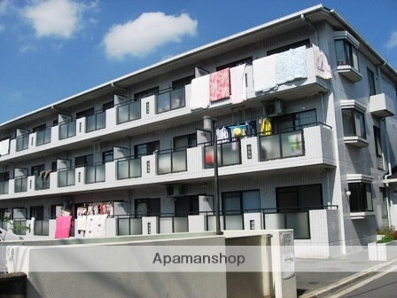 大阪府高槻市城南町４丁目 3階建 築32年9ヶ月