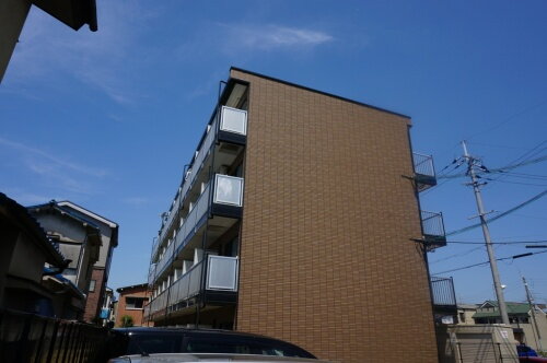 大阪府高槻市春日町 賃貸マンション