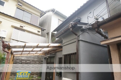 大阪府寝屋川市成田町 築58年8ヶ月 2階建