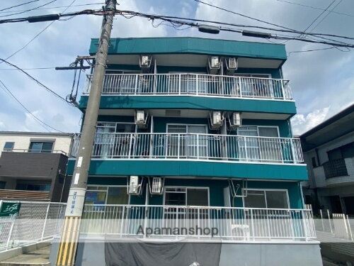 大阪府四條畷市中野本町 築29年10ヶ月 4階建