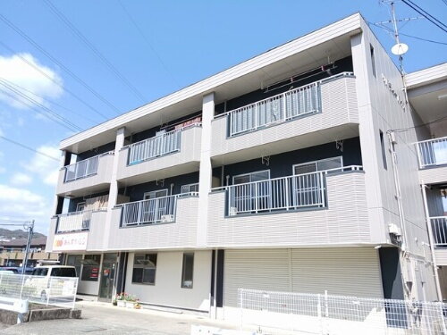 兵庫県宝塚市山本丸橋２丁目 賃貸マンション