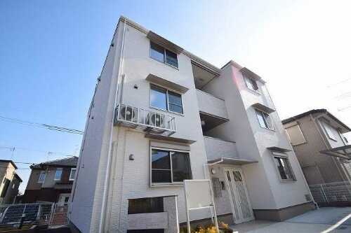 兵庫県伊丹市荒牧２丁目 賃貸アパート