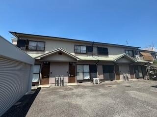 兵庫県宝塚市高司３丁目 テラスハウス