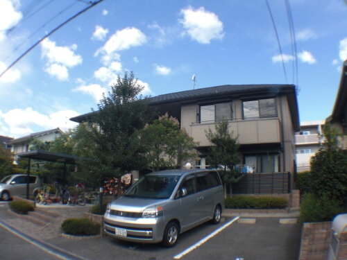 兵庫県宝塚市御殿山３丁目 賃貸アパート