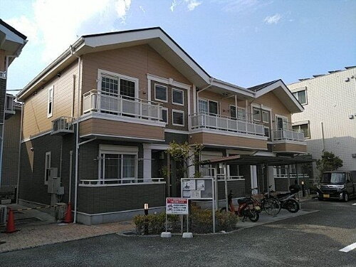 兵庫県川西市加茂３丁目 賃貸アパート