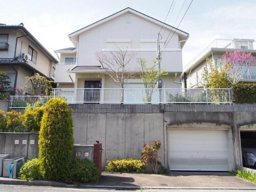 兵庫県西宮市東山台３丁目 賃貸一戸建て