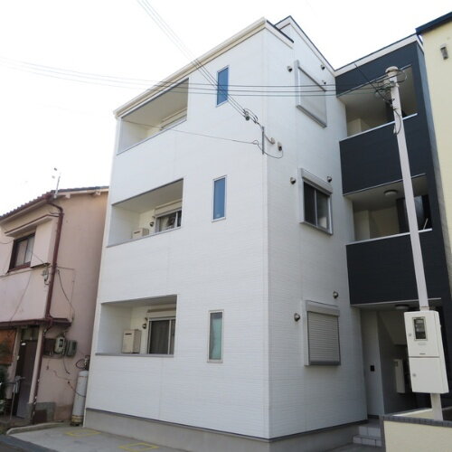 兵庫県明石市魚住町西岡 3階建 築9年2ヶ月