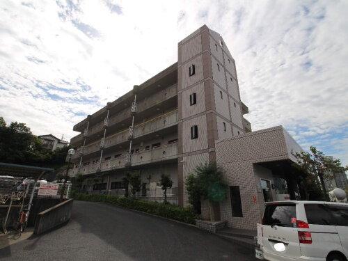 大阪府枚方市田口山１丁目 賃貸マンション