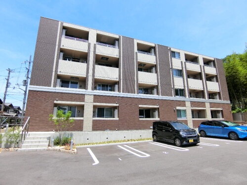 大阪府枚方市藤阪東町４丁目 賃貸マンション